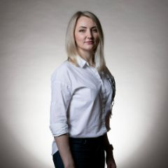 Съедина Анна